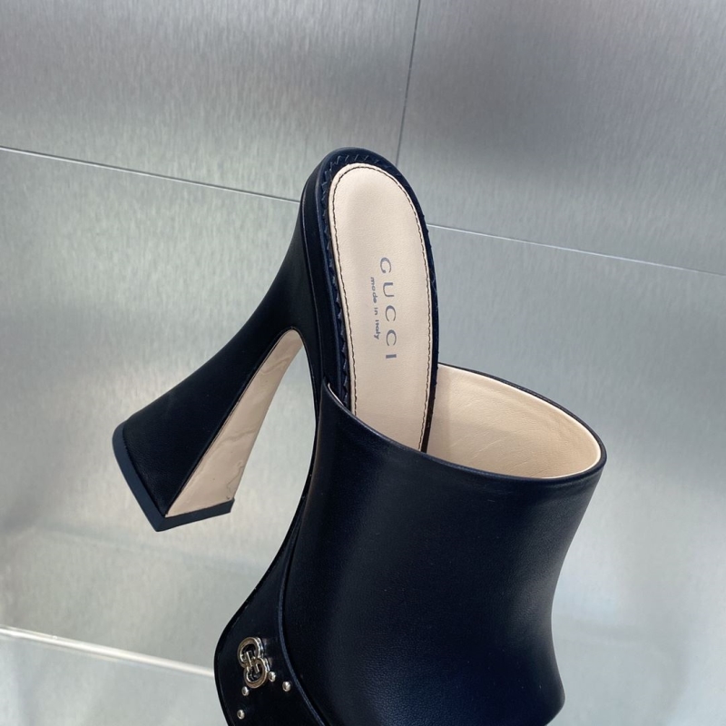 Gucci Heeled Shoes